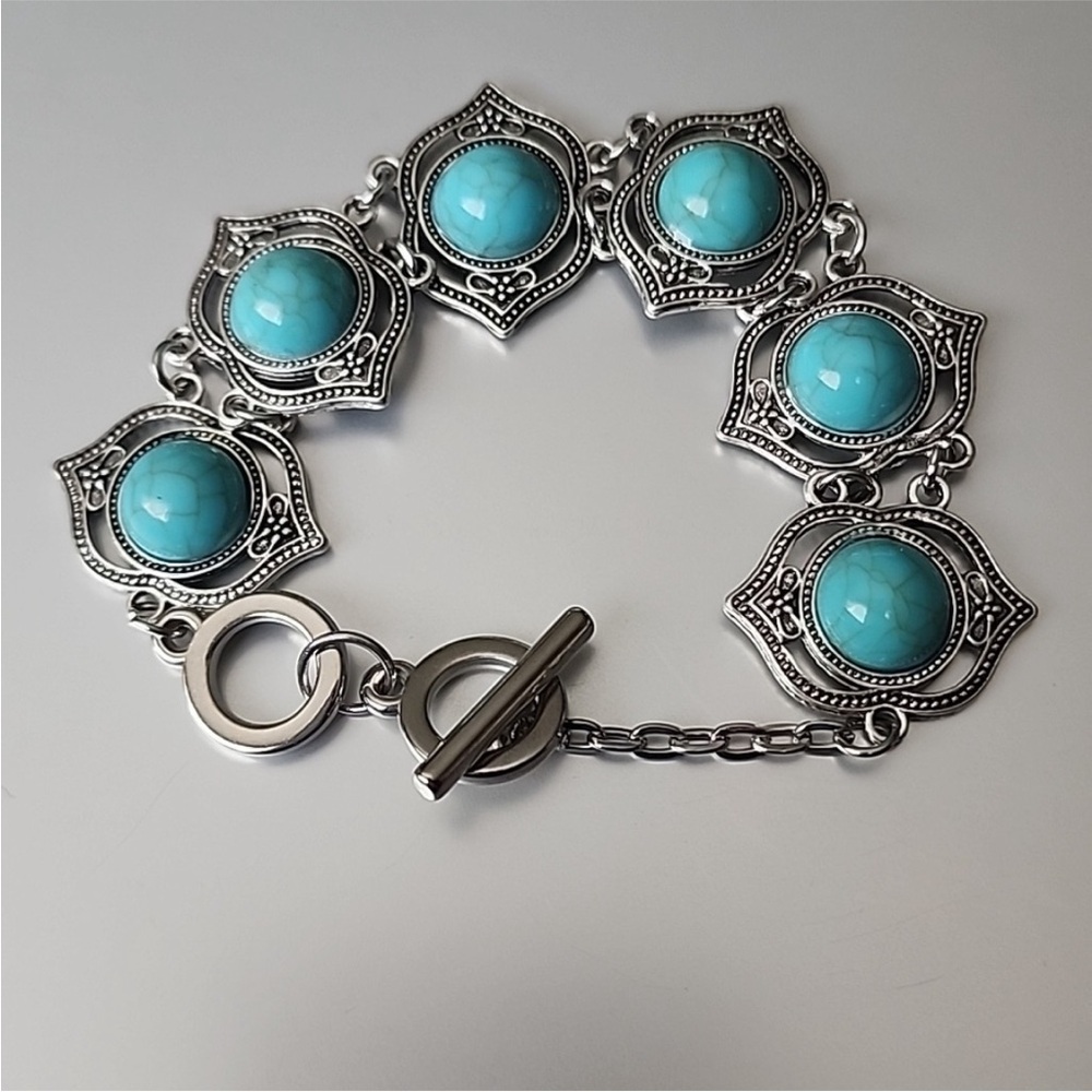 Boho Silver and turquoise Bracelet